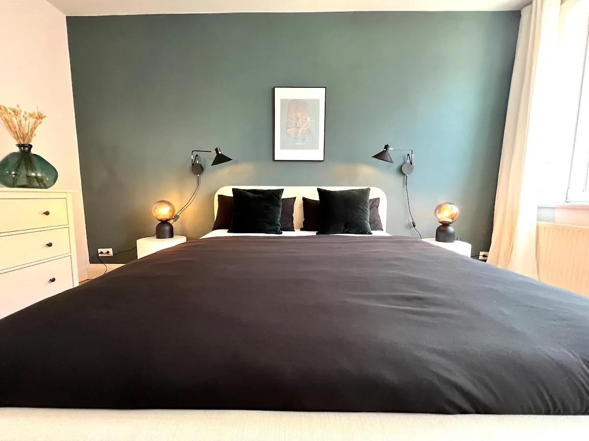 Boutique Apartment Im Charmanten Altbau Lubeck