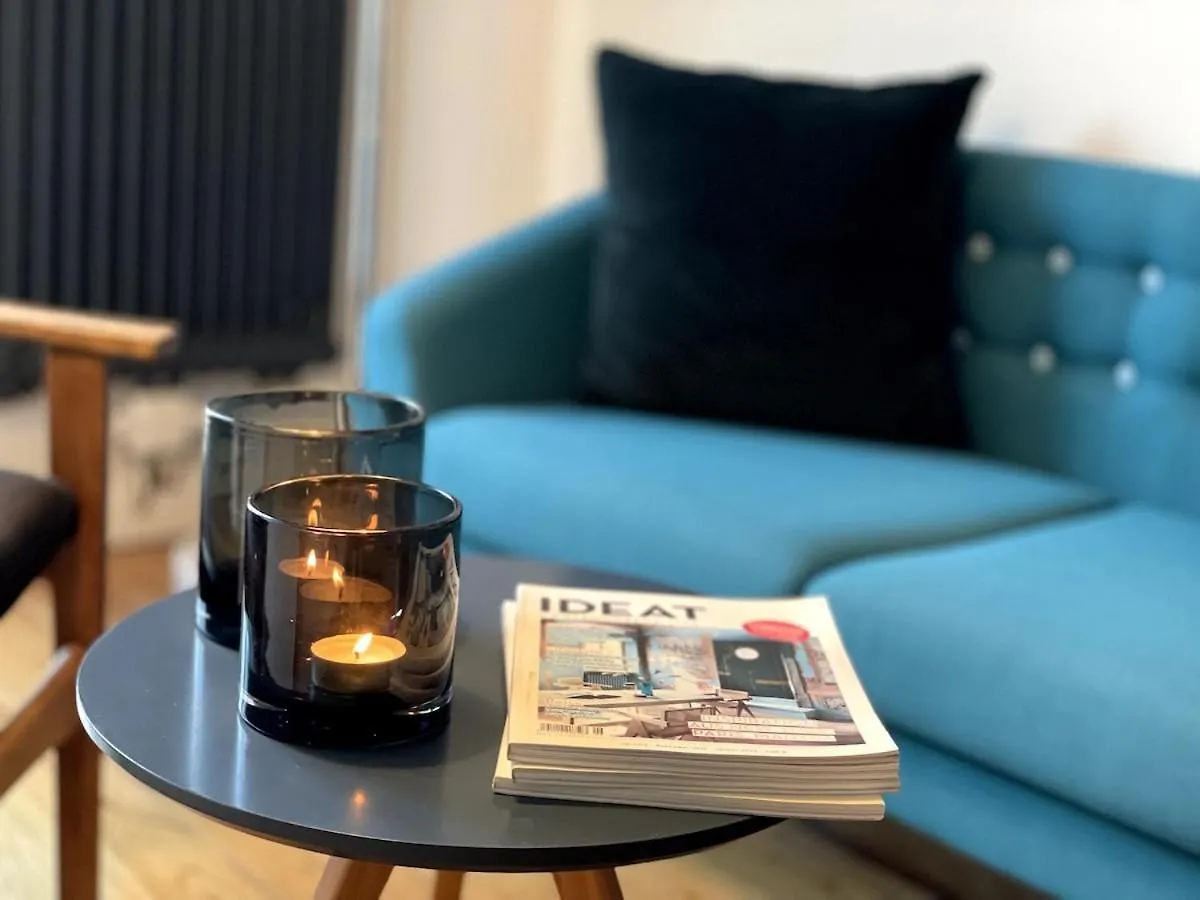 Boutique Apartment Im Charmanten Altbau Lubeck