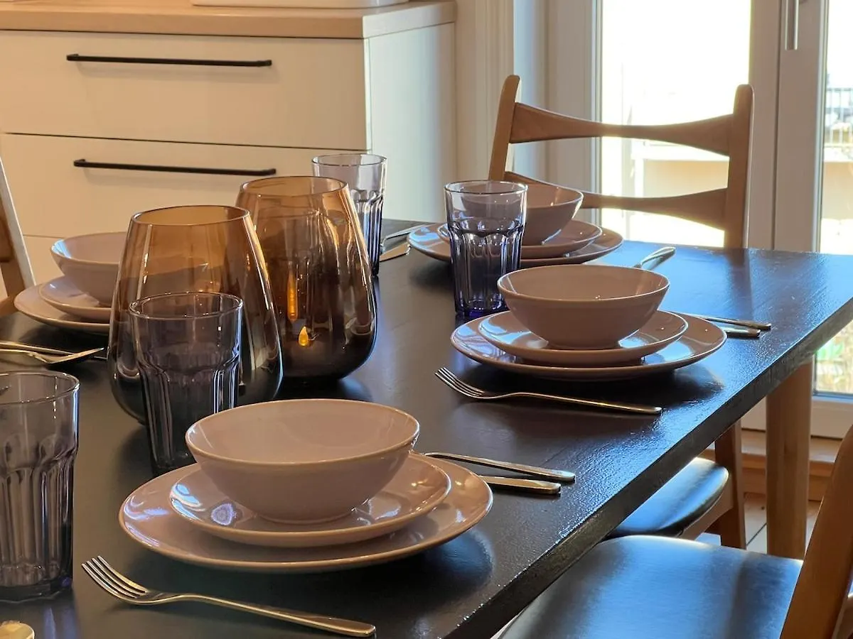 Boutique Apartment Im Charmanten Altbau Lubeck