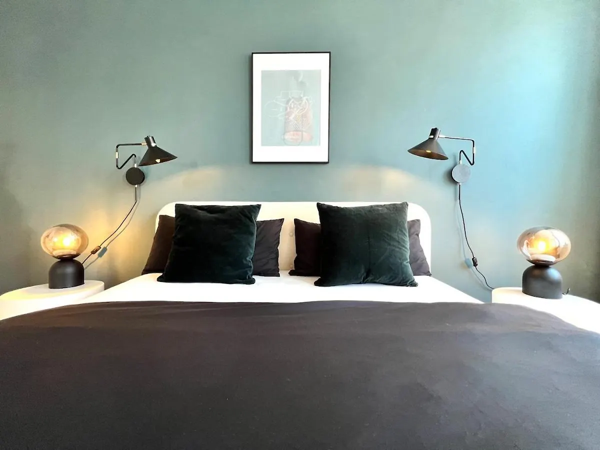 Boutique Apartment Im Charmanten Altbau Lubeck 0*,